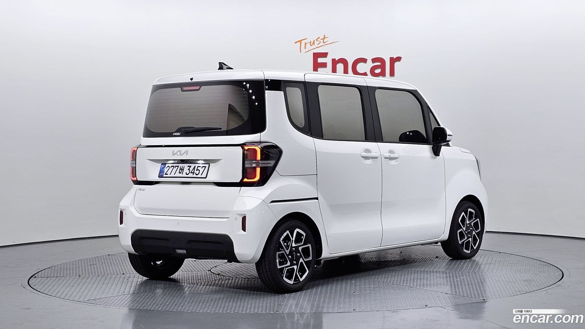 Main__Slider__Photo:RAY Kia 2024.11-1