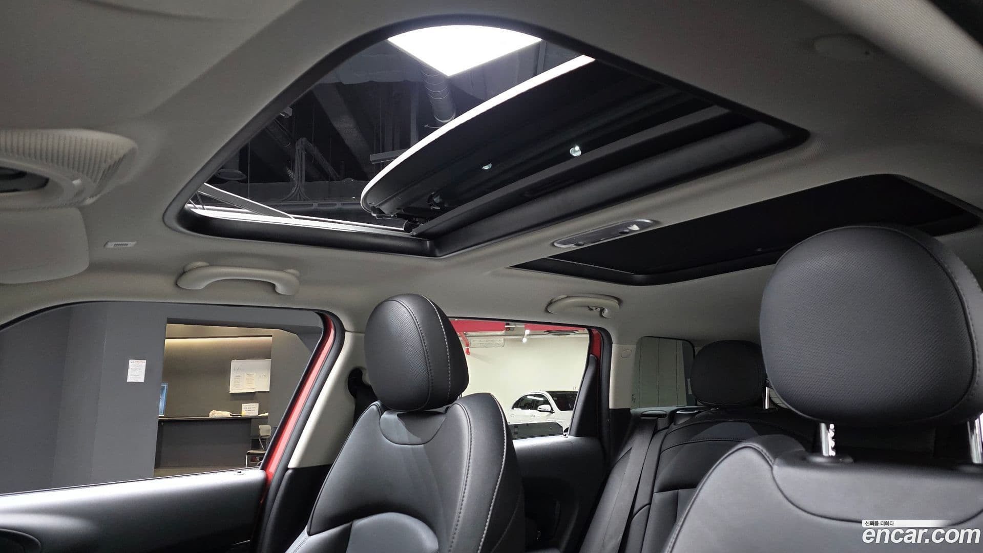 Main__Slider__Photo:Clubman Mini 2020.3-18