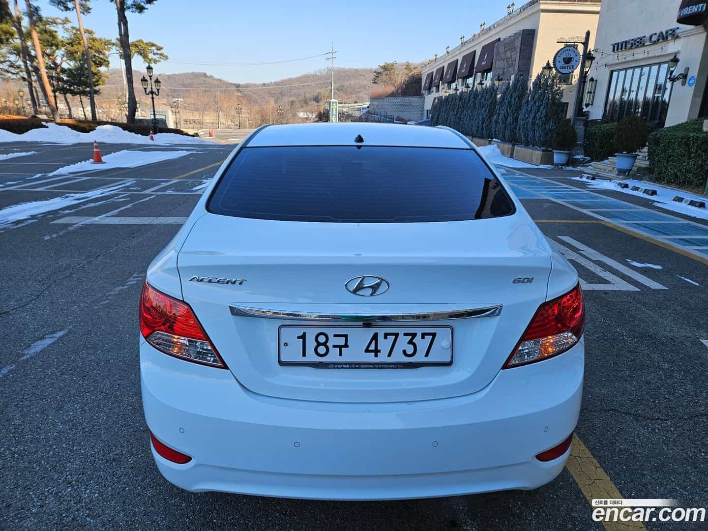 Accent Hyundai 2013.4-OUTER-005
