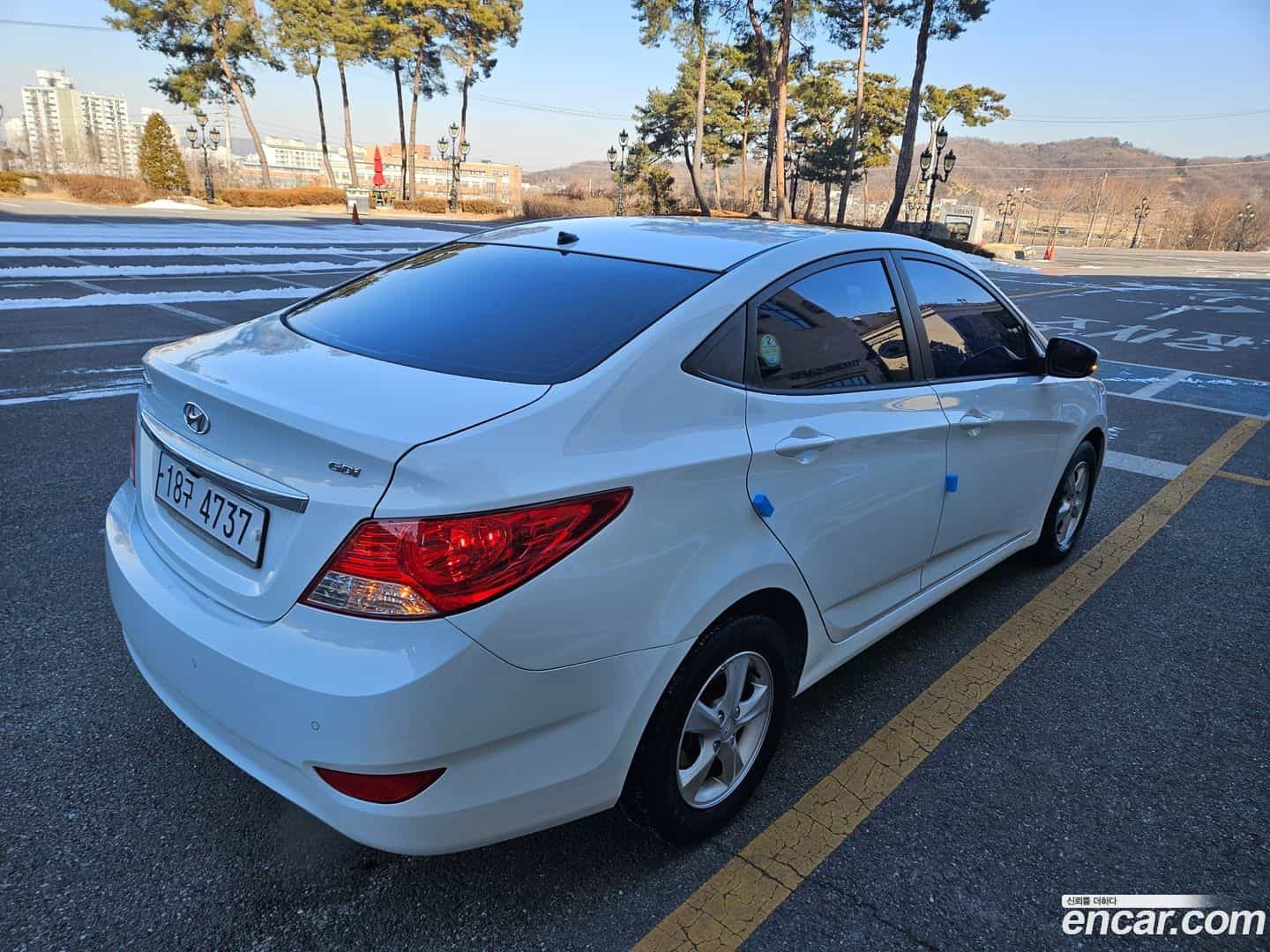 Accent Hyundai 2013.4-INNER-006