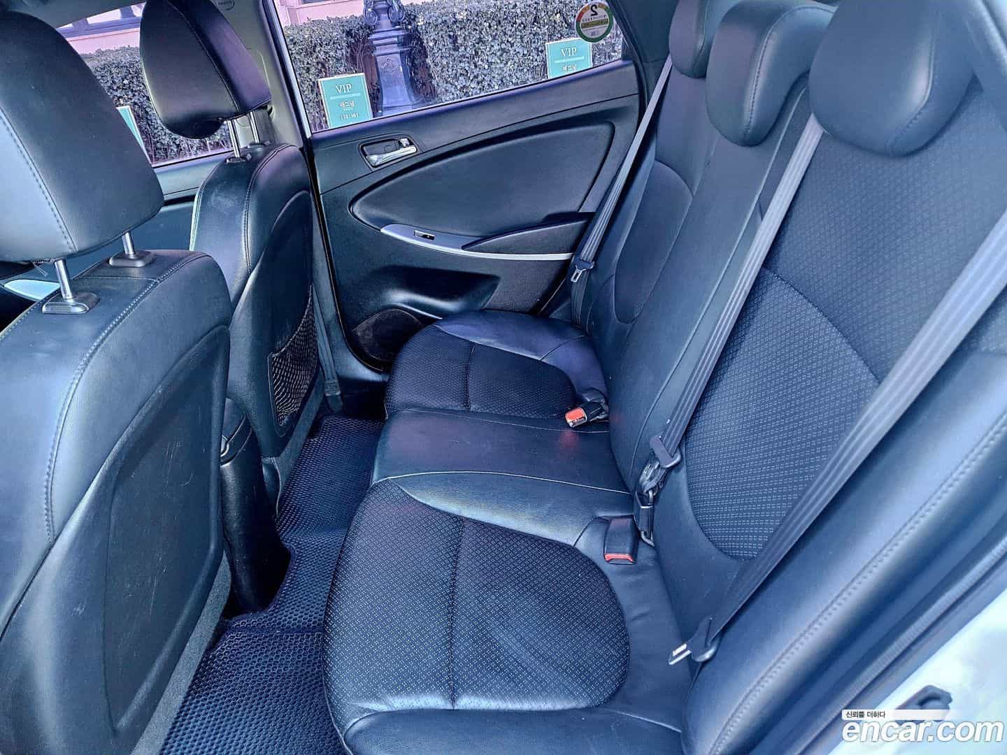 Accent Hyundai 2013.4-OPTION-015