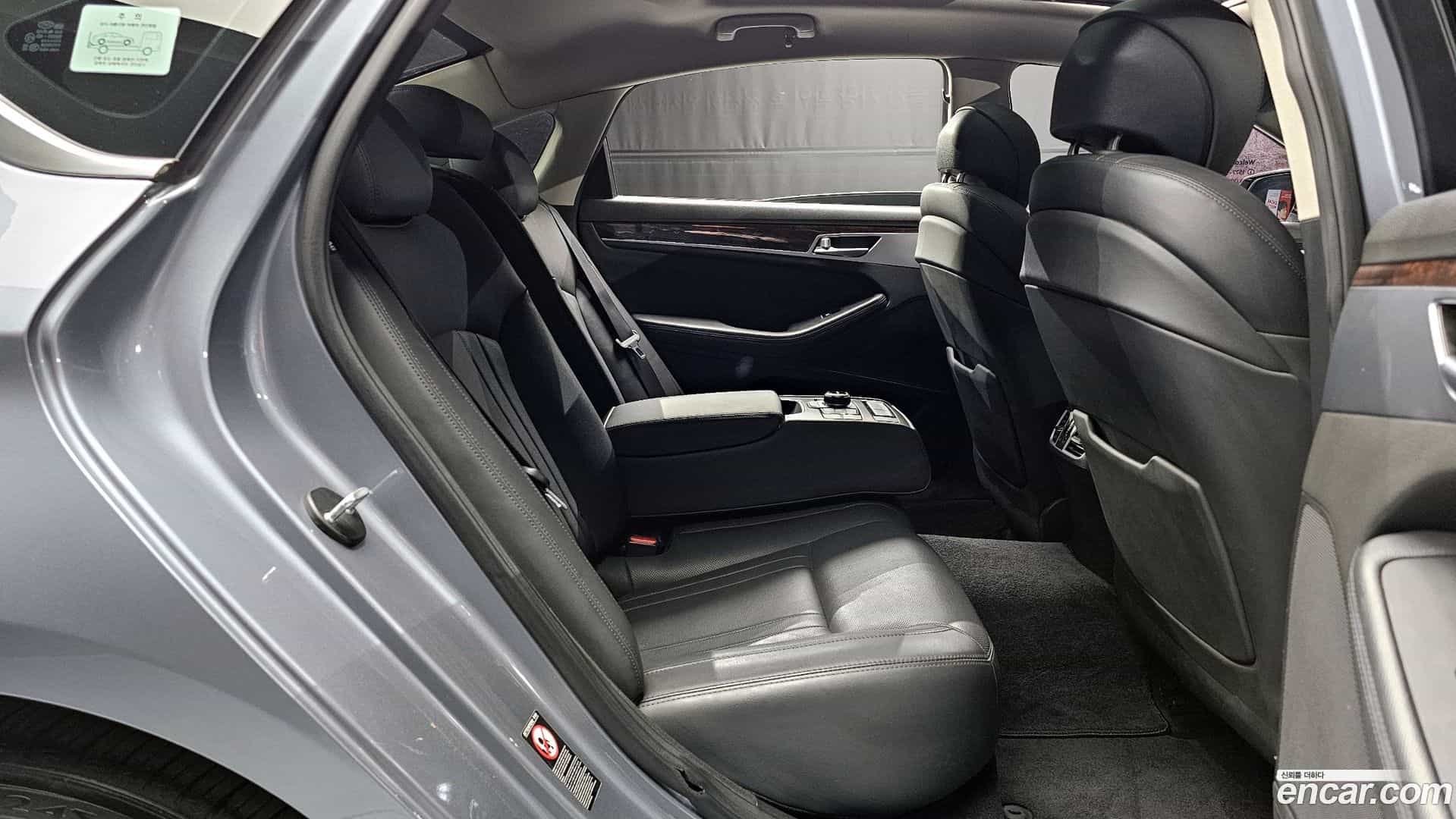 Genesis Hyundai 2015.3-OPTION-016