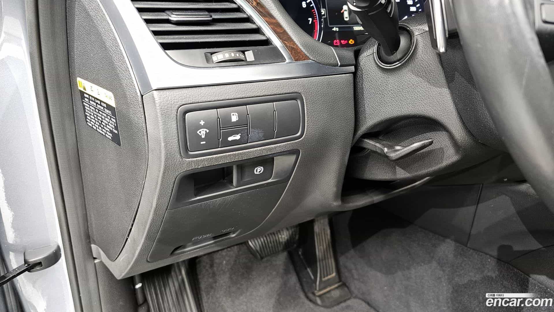 Genesis Hyundai 2015.3-OPTION-018