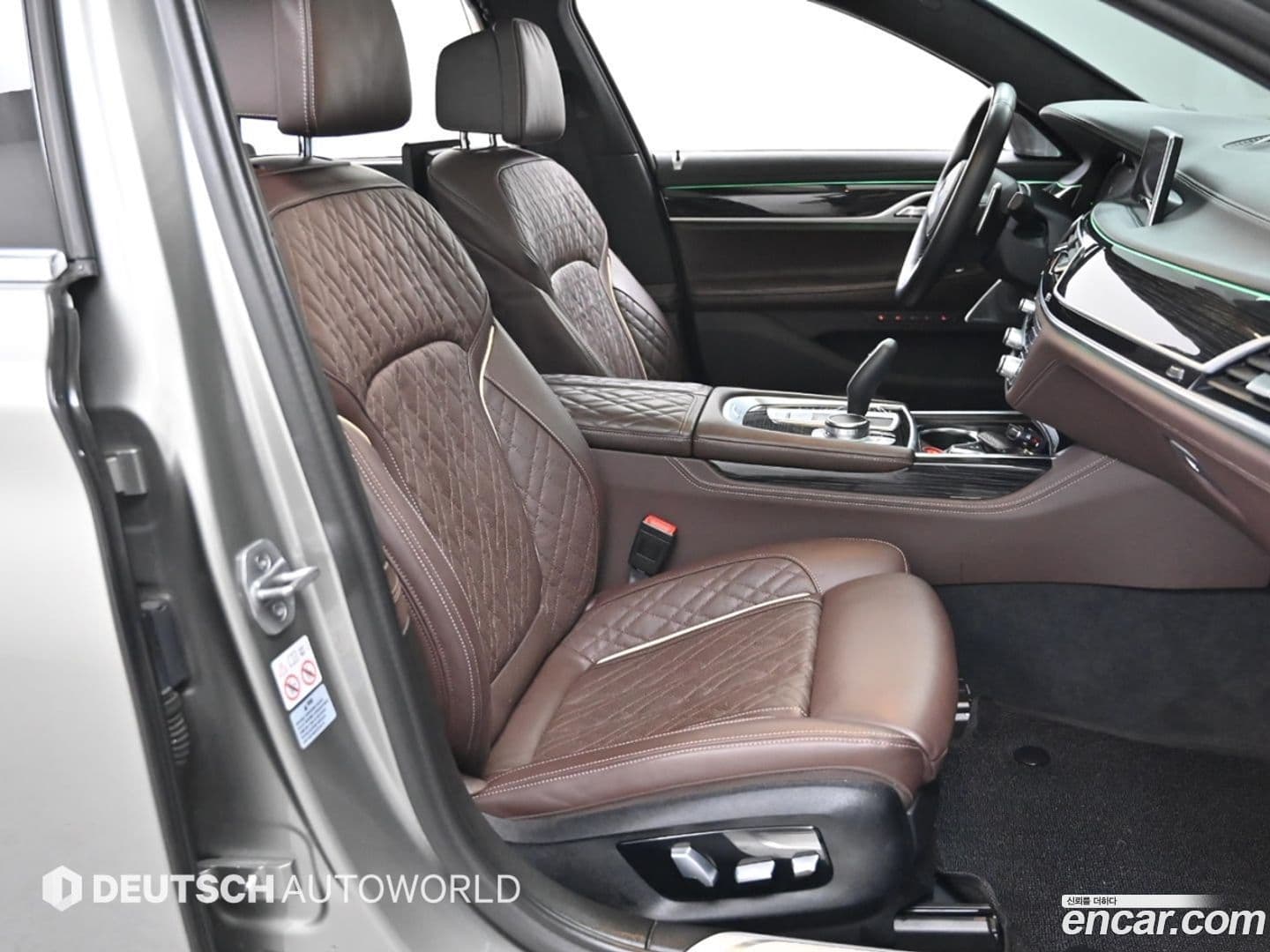 Main__Slider__Photo:7-Series BMW 2022.5-9