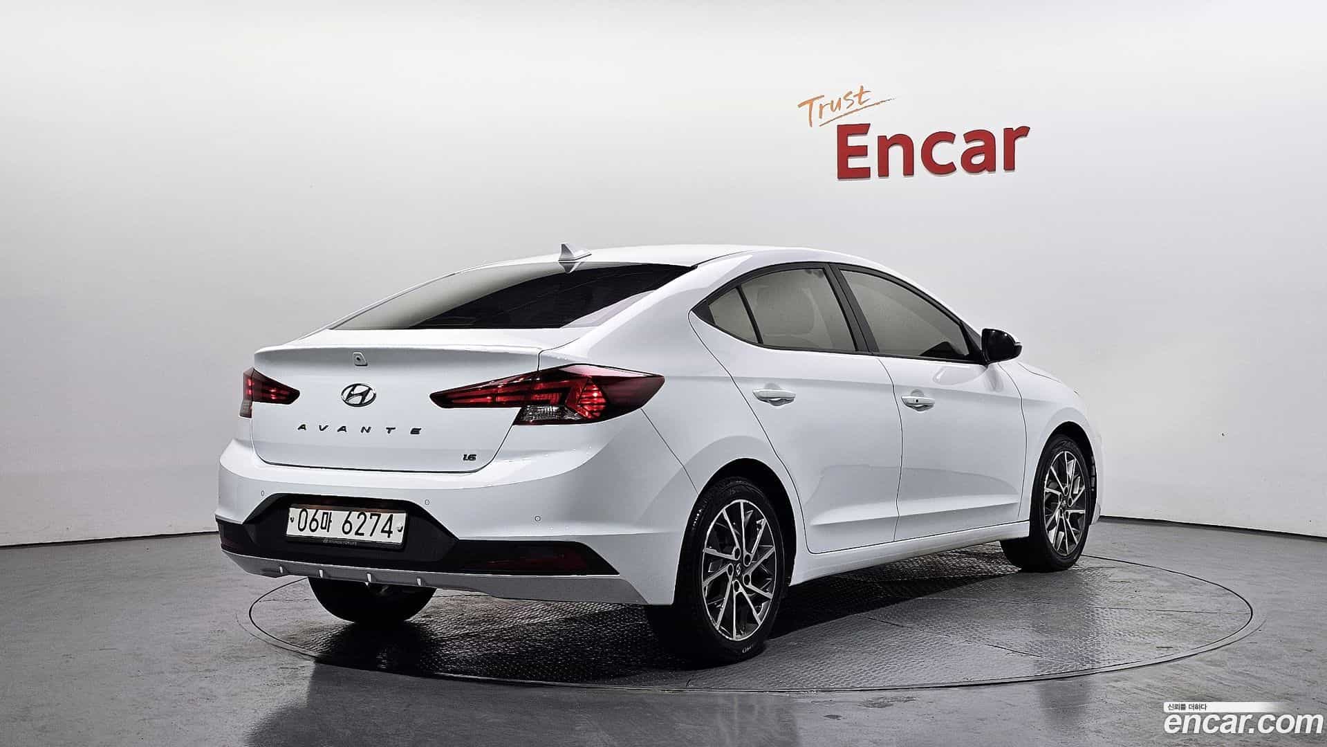 AVANTE Hyundai 2019.4-OUTER-002