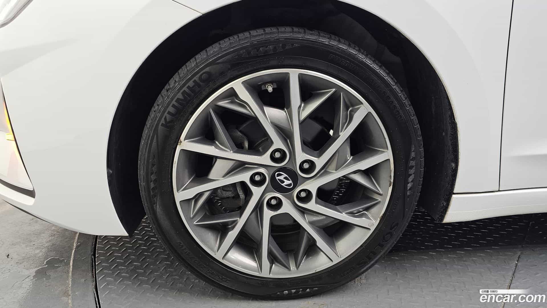 AVANTE Hyundai 2019.4-OUTER-005