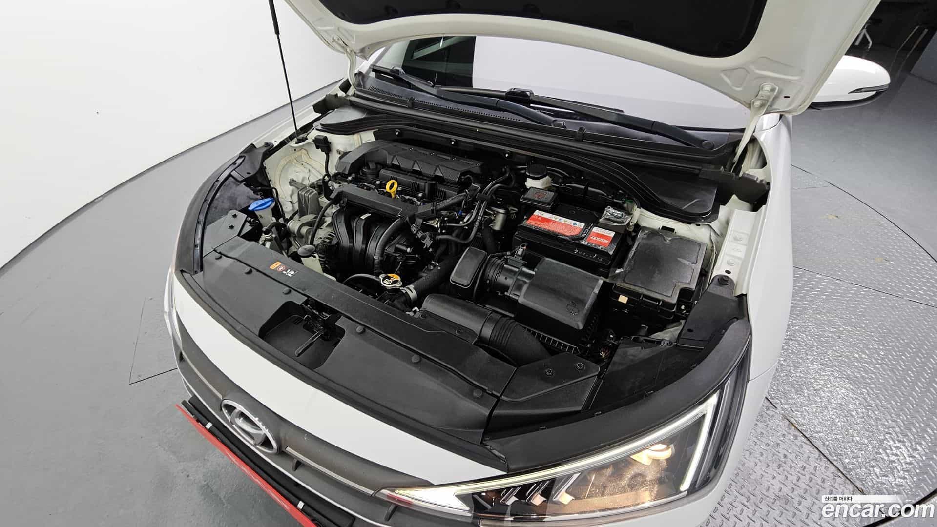 AVANTE Hyundai 2019.4-INNER-006