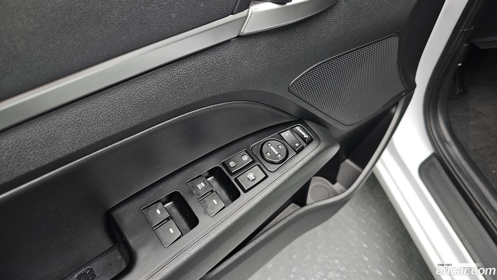 Main__Slider__Photo:AVANTE Hyundai 2019.4-13