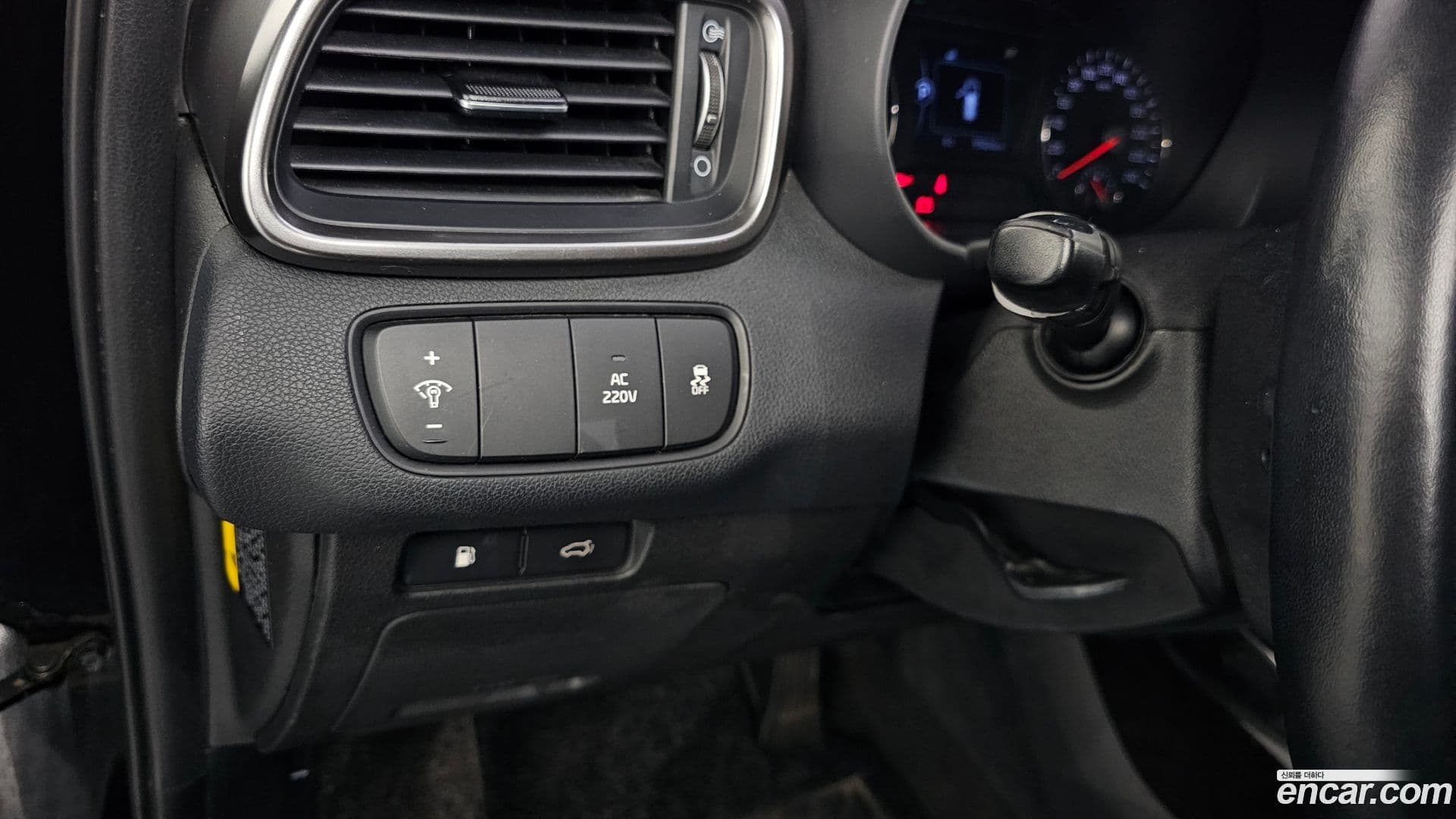 Main__Slider__Photo:Sorento Kia 2016.1-15