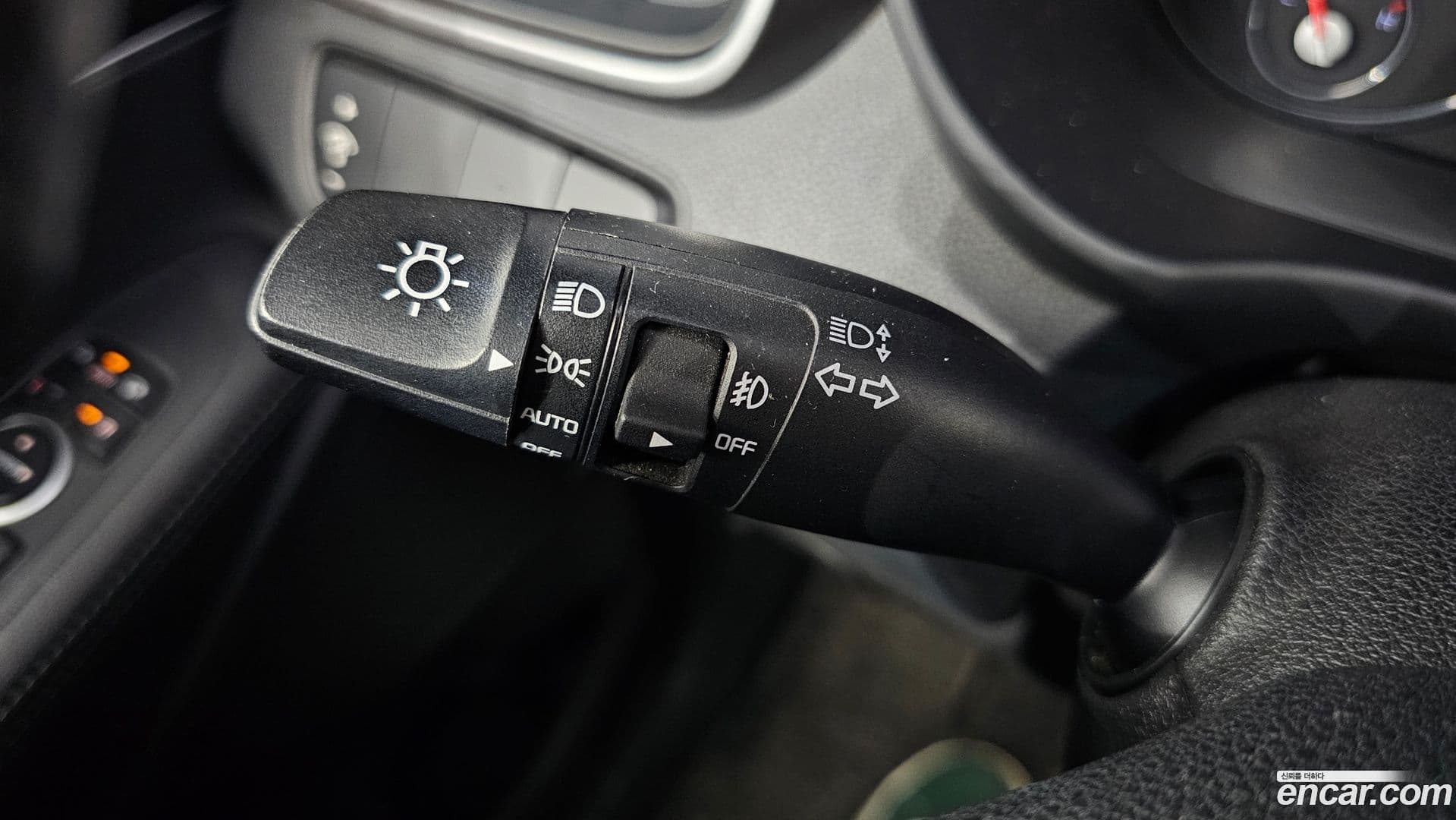 Main__Slider__Photo:Sorento Kia 2016.1-17