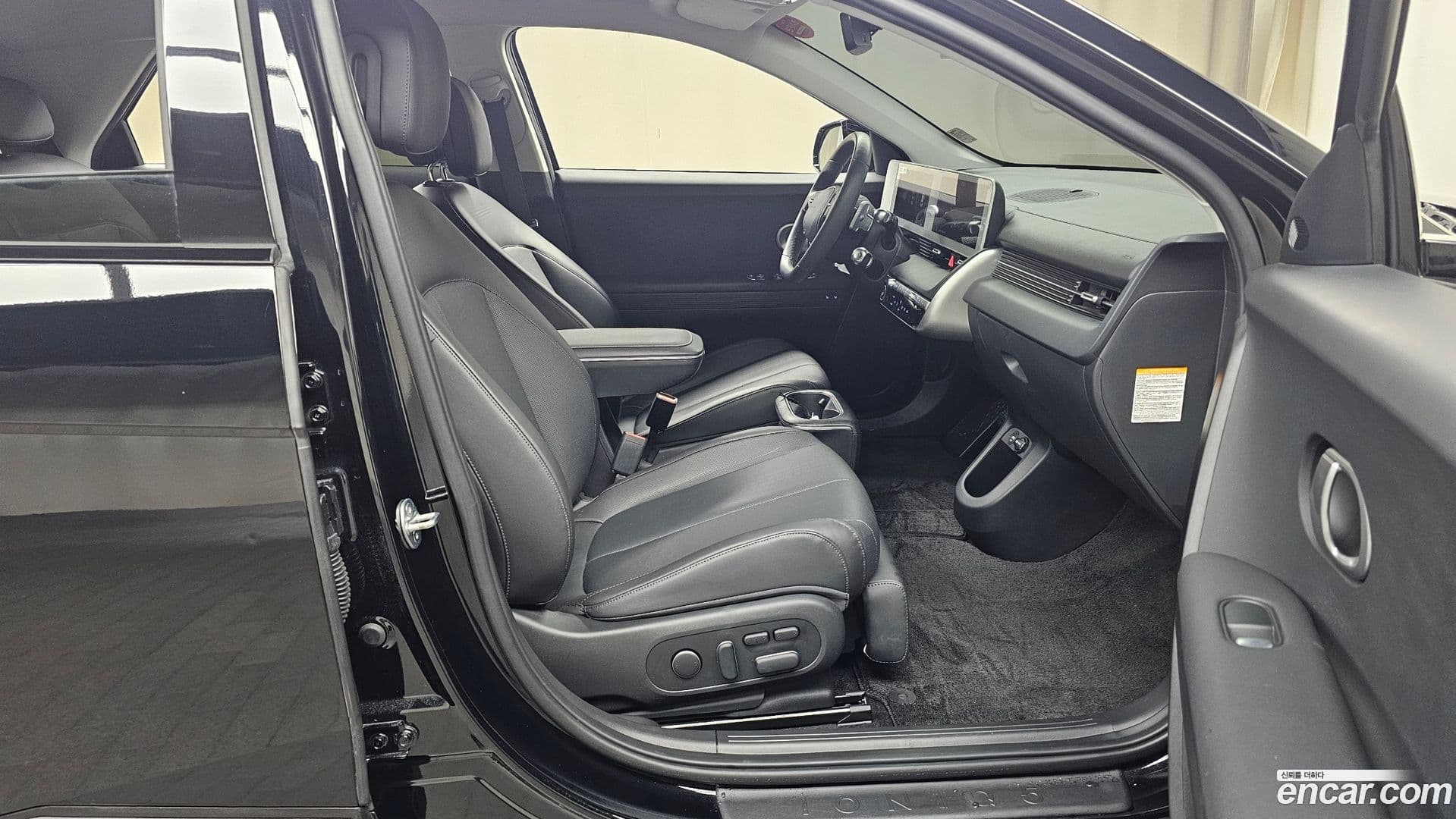 Main__Slider__Photo:Ioniq5 Hyundai 2023.4-10