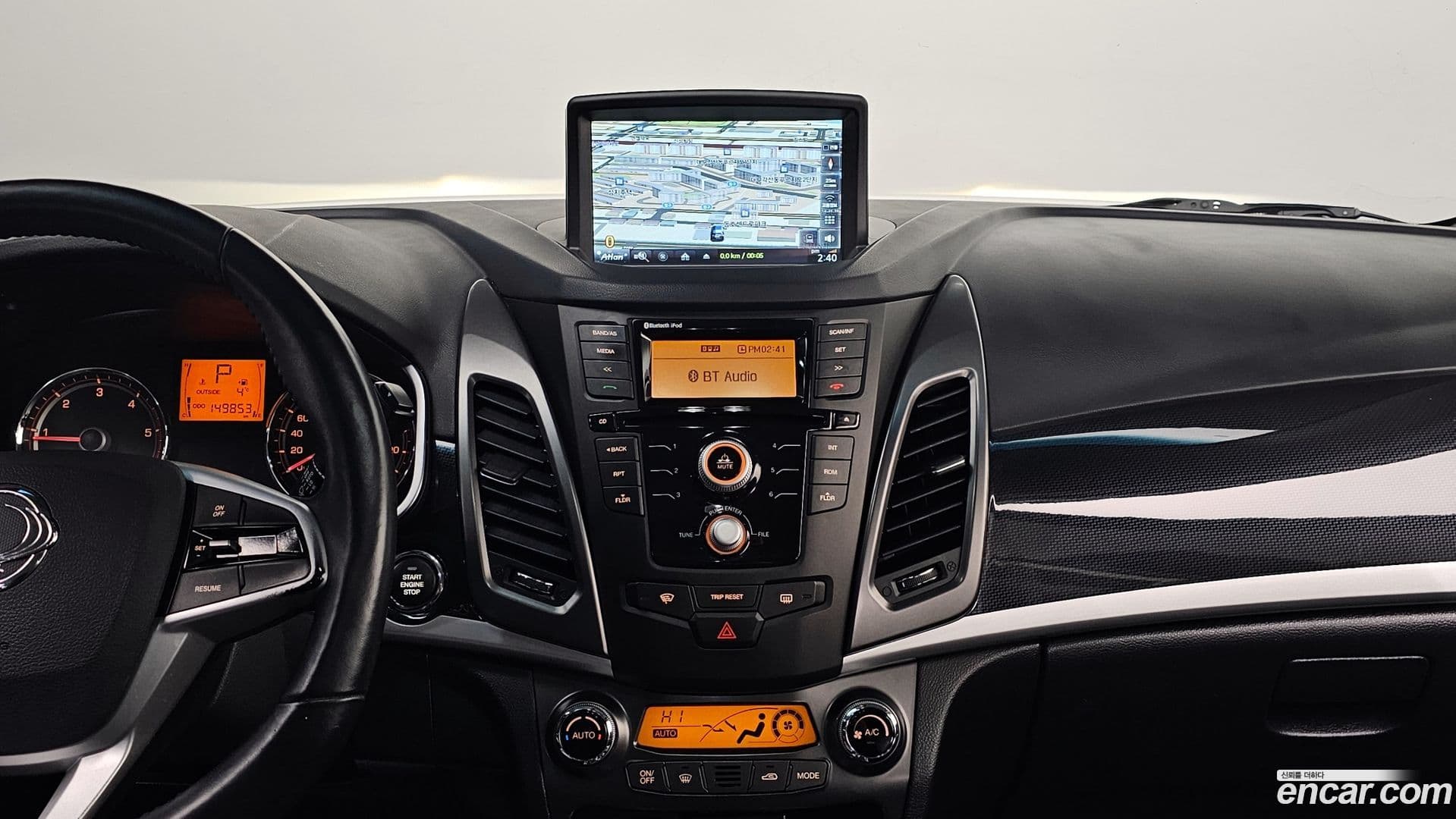 Main__Slider__Photo:KORANDO KG_Mobility_Ssangyong 2017.0-14