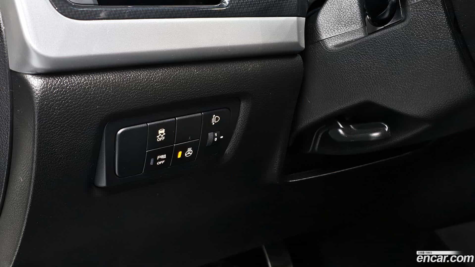 KORANDO KG_Mobility_Ssangyong 2017.0-OPTION-023