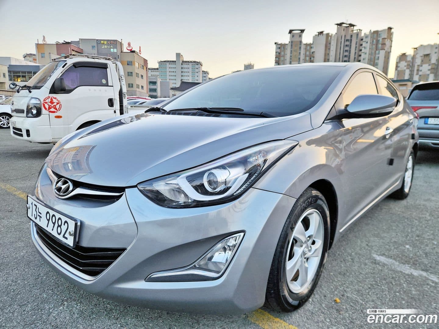 Main__Slider__Photo:AVANTE Hyundai 2013.8-1