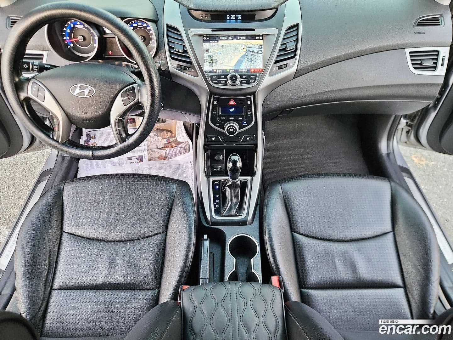 Main__Slider__Photo:AVANTE Hyundai 2013.8-12