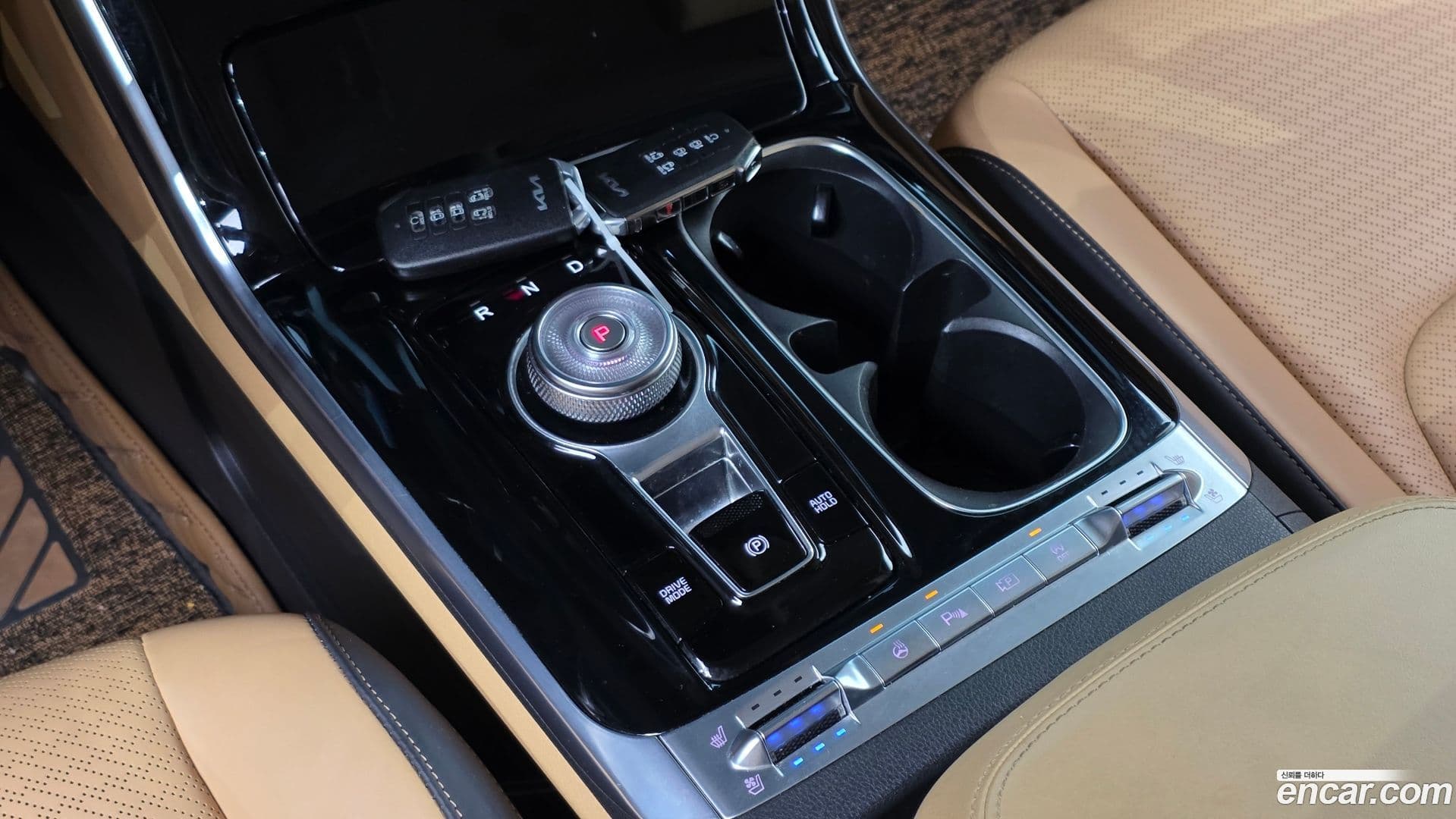 Main__Slider__Photo:Canival Kia 2022.10-8