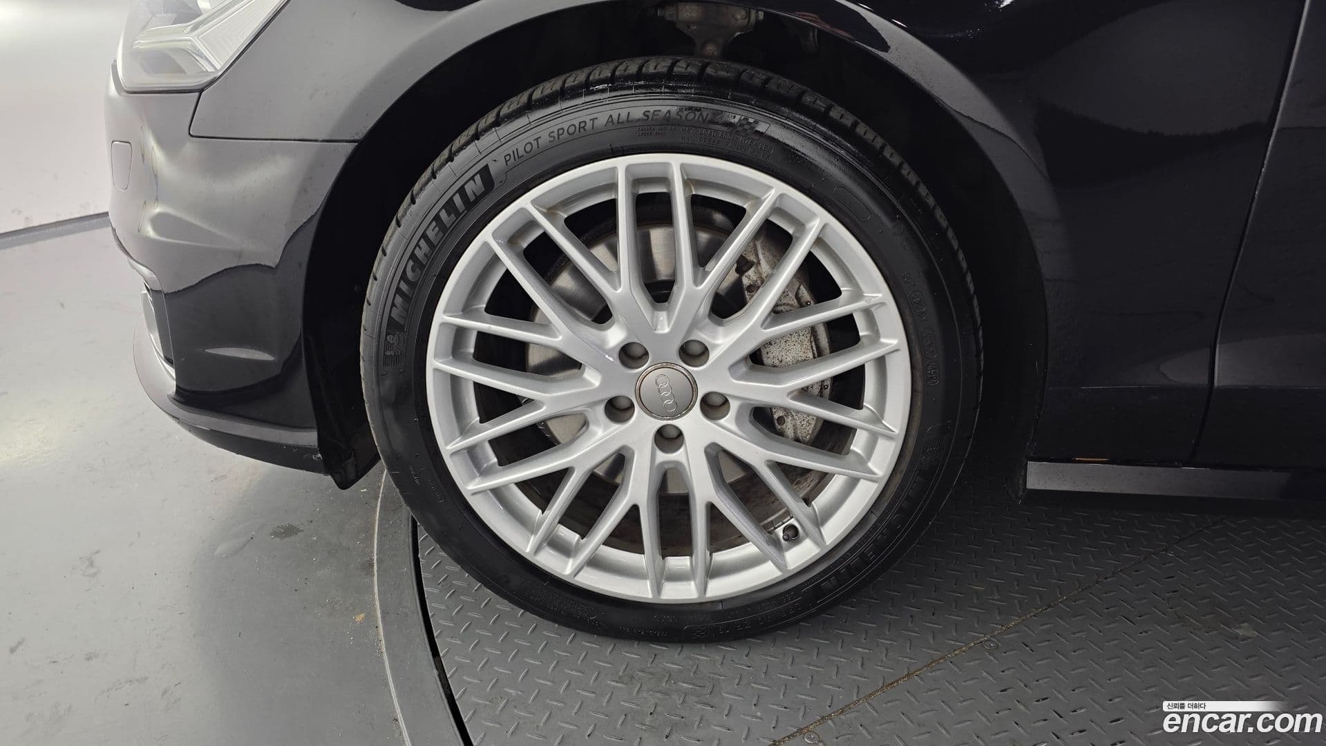 Main__Slider__Photo:A6 Audi 2016.11-4