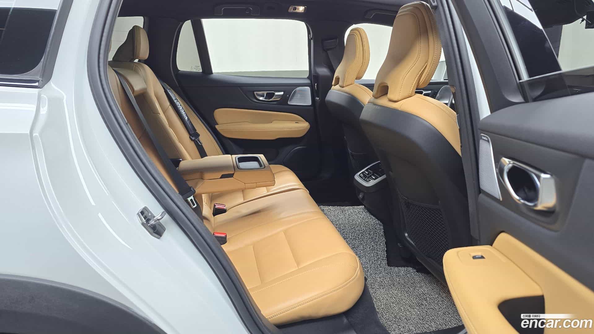 V60 Volvo 2021.11-OPTION-016