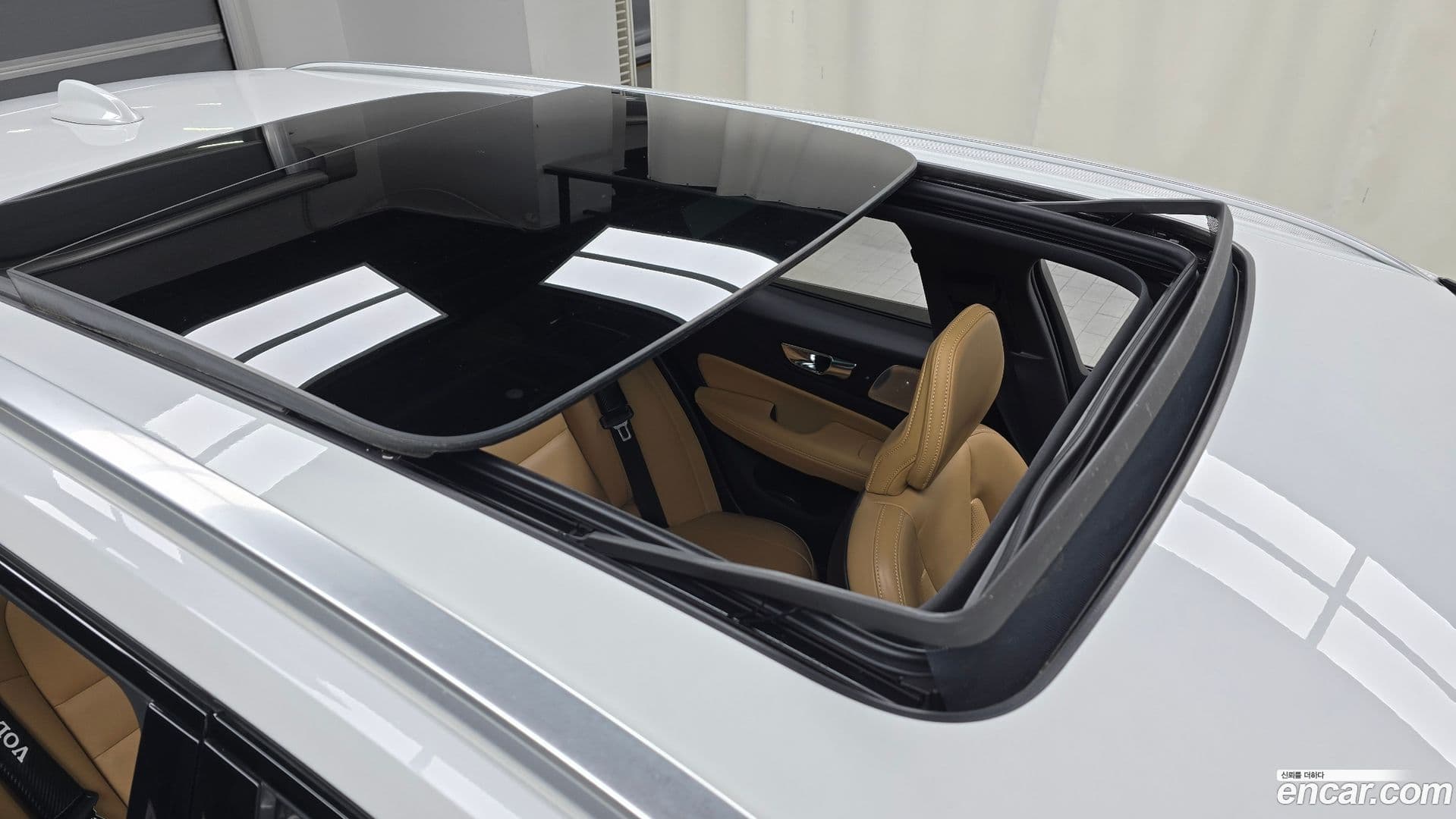 Main__Slider__Photo:V60 Volvo 2021.11-17