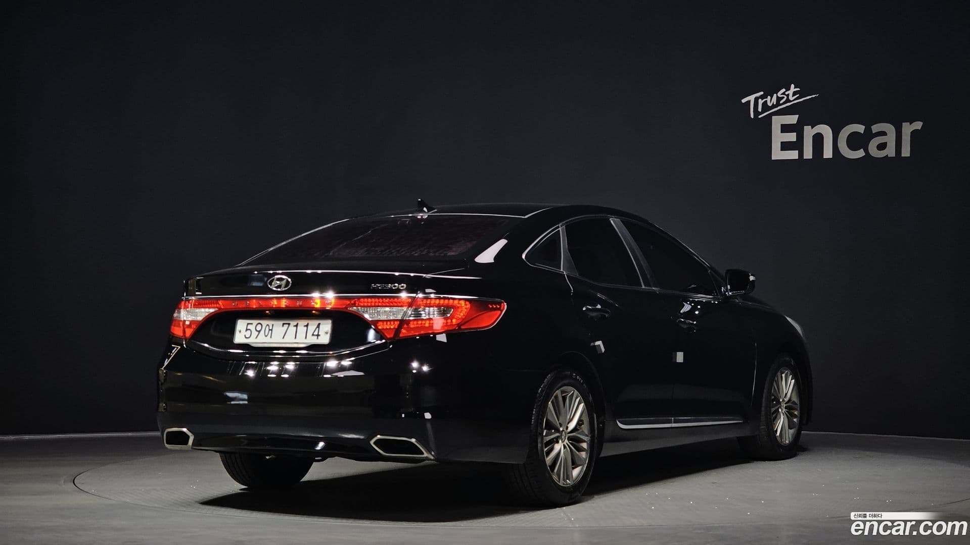 Main__Slider__Photo:Grandeur Hyundai 2015.6-1