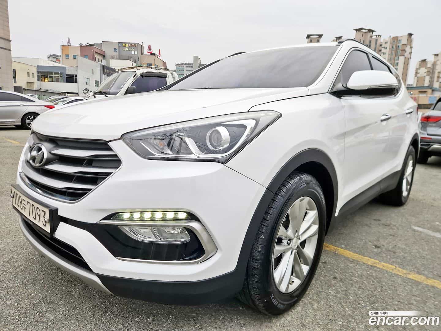 Santafe Hyundai 2015.9-OUTER-002