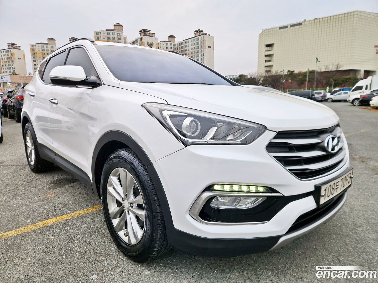Main__Slider__Photo:Santafe Hyundai 2015.9-3