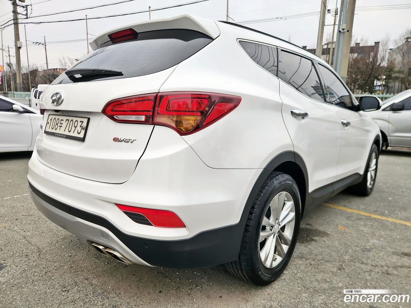 Main__Slider__Photo:Santafe Hyundai 2015.9-5