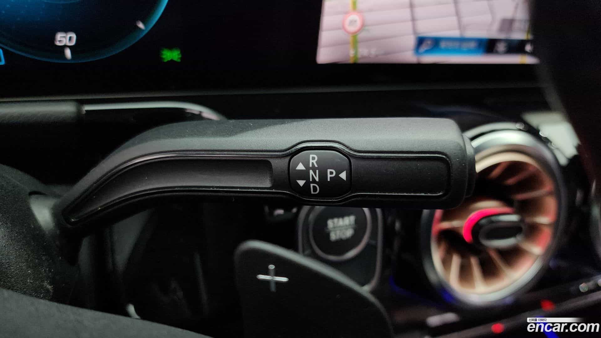 EQA Mercedes-Benz 2021.10-INNER-009