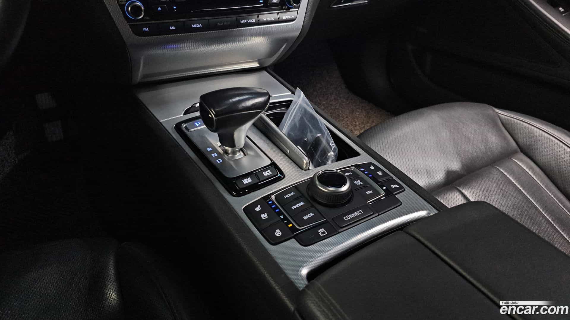 G80 Genesis 2018.3-INNER-009