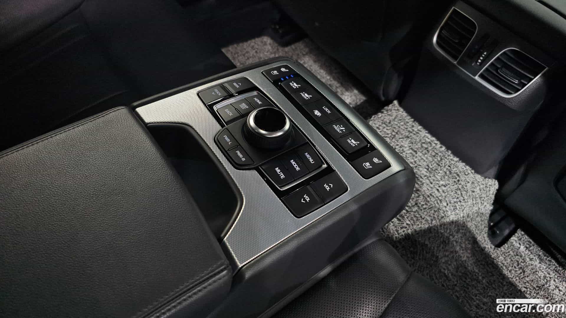 G80 Genesis 2018.3-OPTION-022