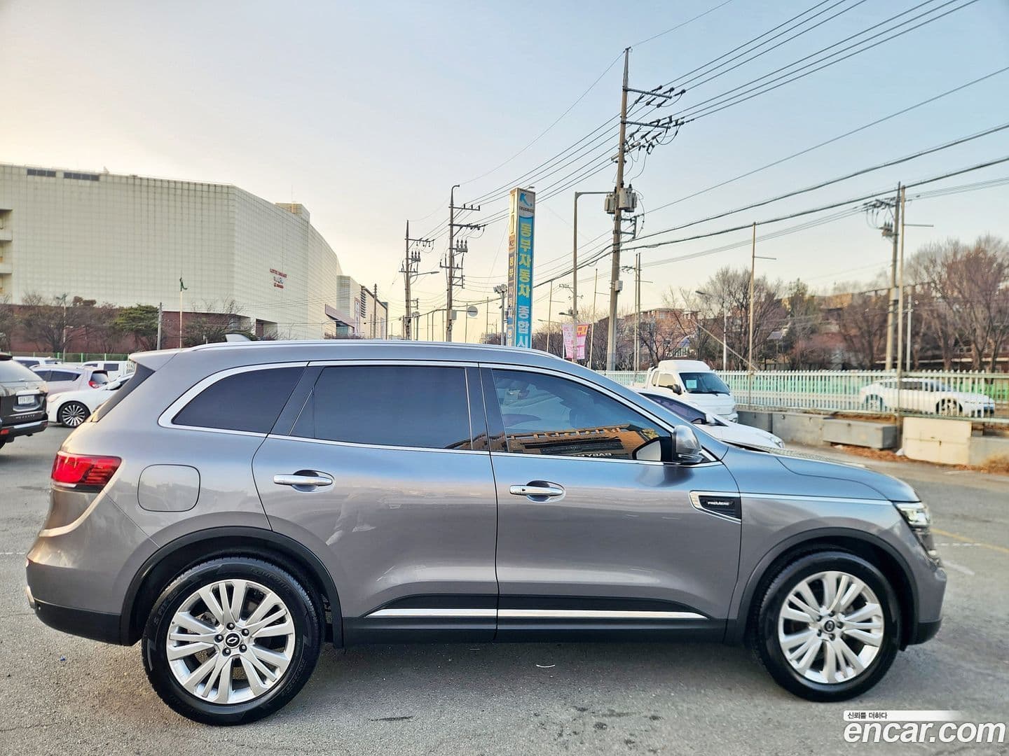 Main__Slider__Photo:QM6 Renault-KoreaSamsung 2021.0-4