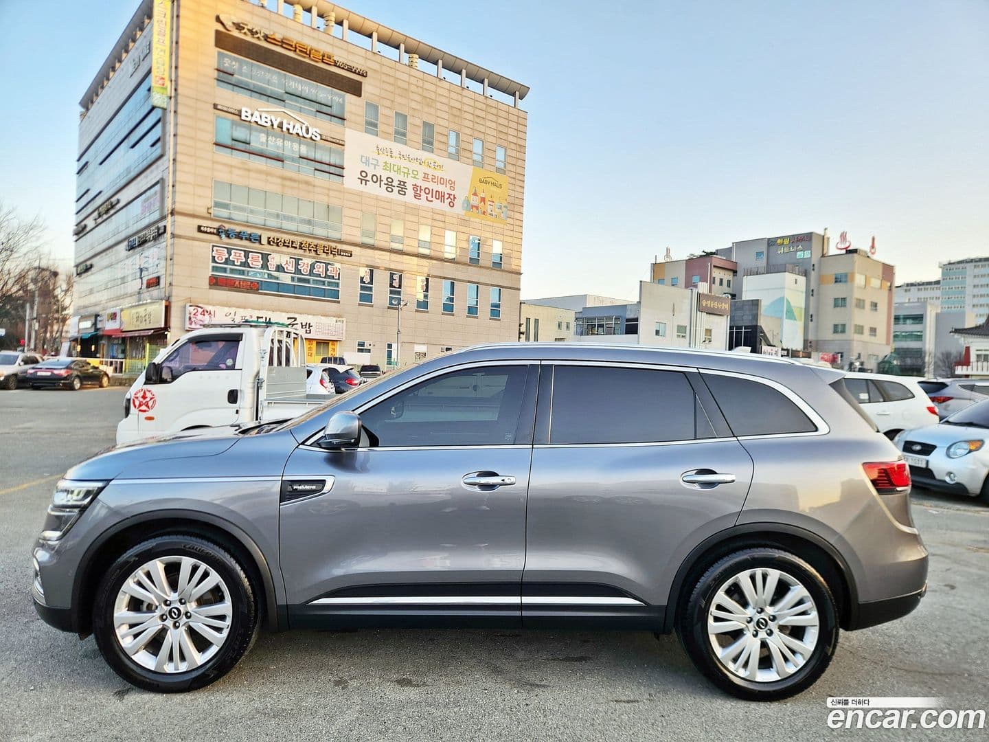 Main__Slider__Photo:QM6 Renault-KoreaSamsung 2021.0-8