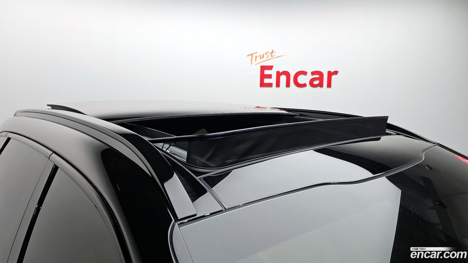 Main__Slider__Photo:Sorento Kia 2025.9-19