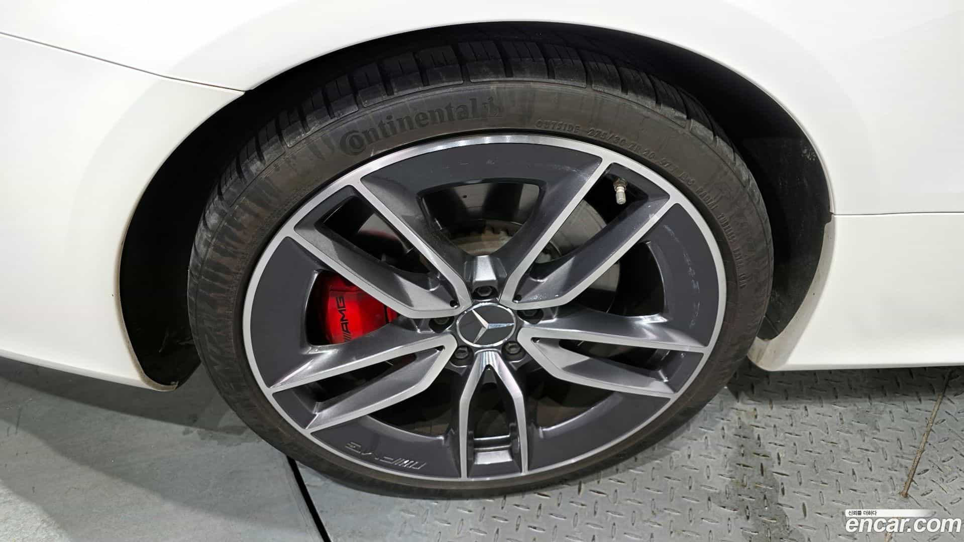 E-Class Mercedes-Benz 2022.3-OUTER-005