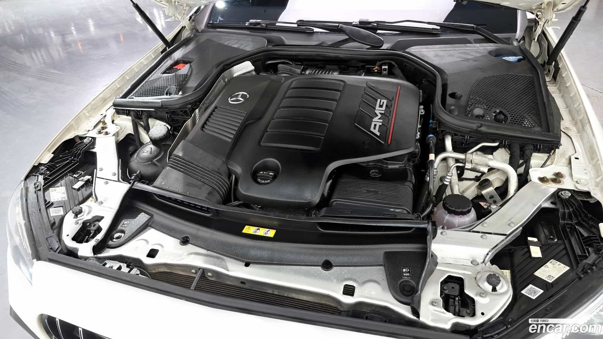 E-Class Mercedes-Benz 2022.3-INNER-006