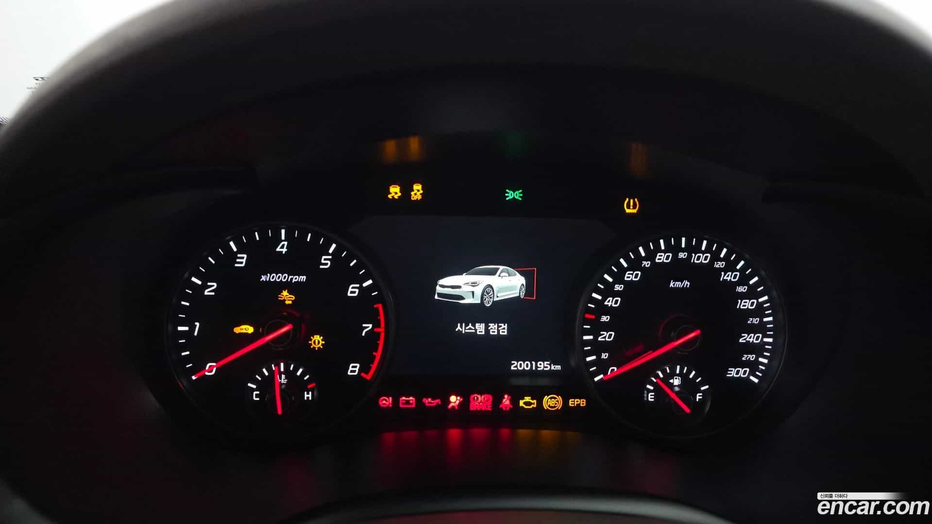 Stinger Kia 2018.7-INNER-008