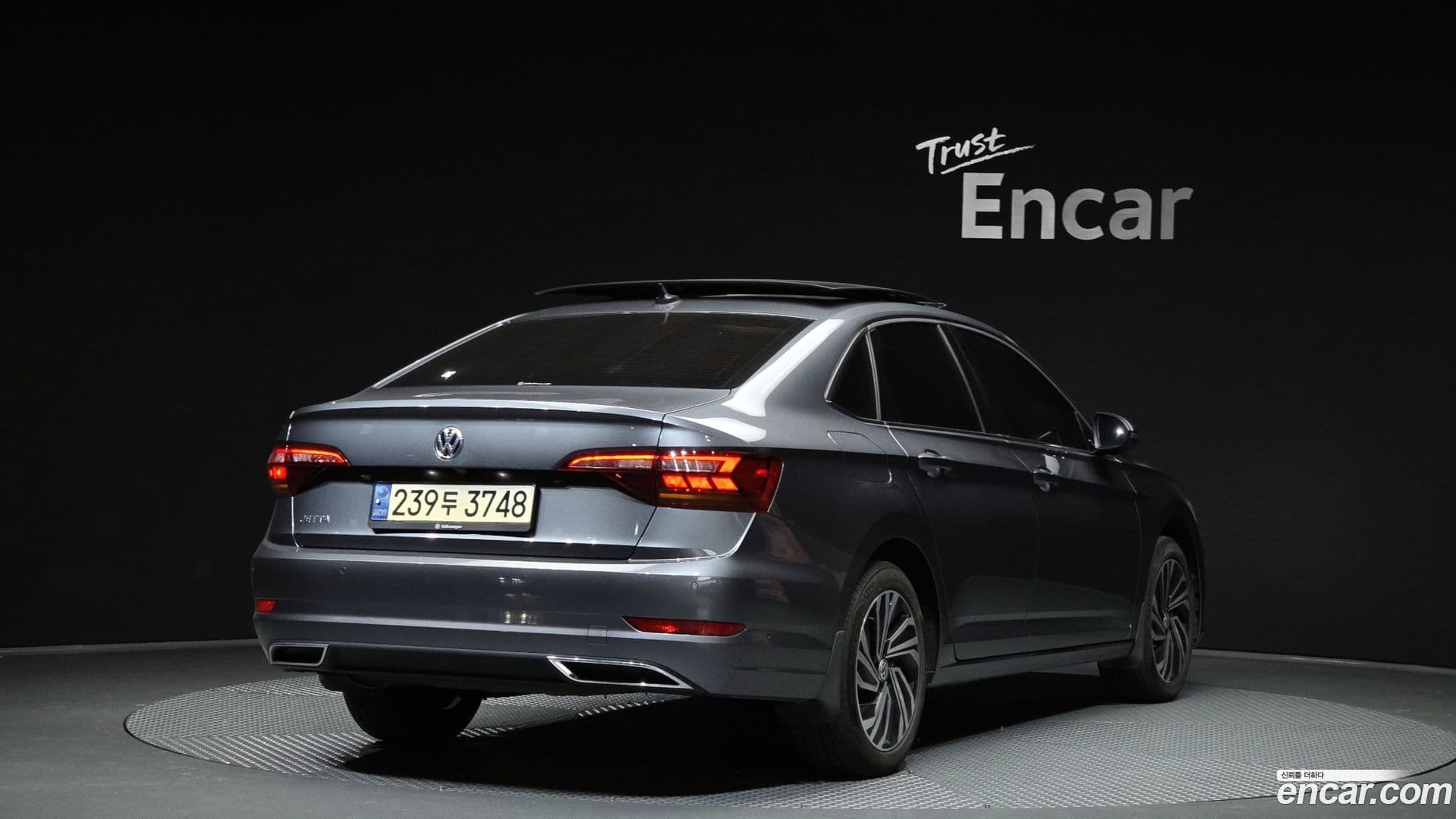 Main__Slider__Photo:Jetta Volkswagen 2021.7-1