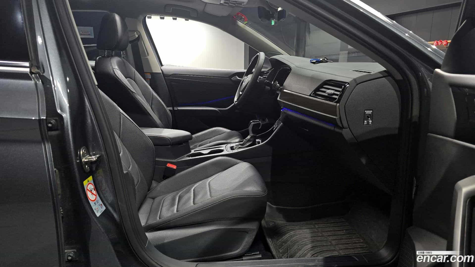 Jetta Volkswagen 2021.7-OPTION-015