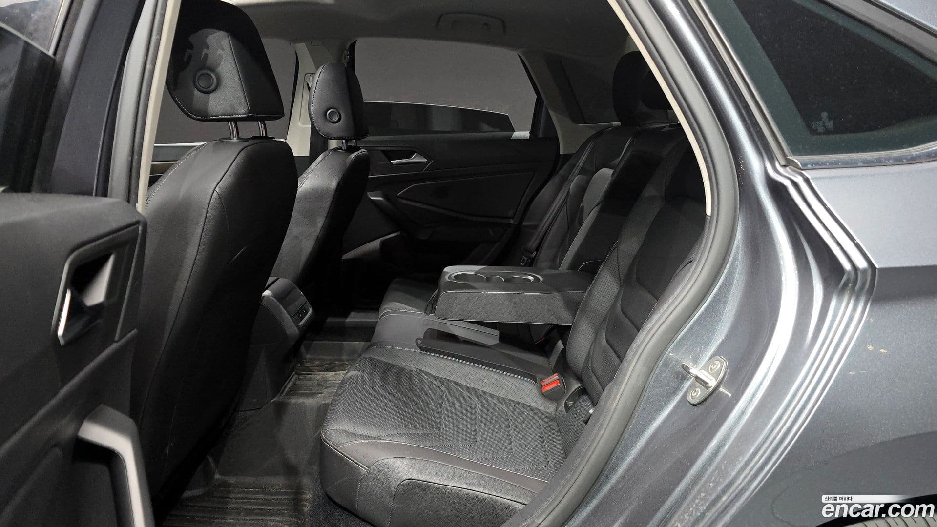 Main__Slider__Photo:Jetta Volkswagen 2021.7-11