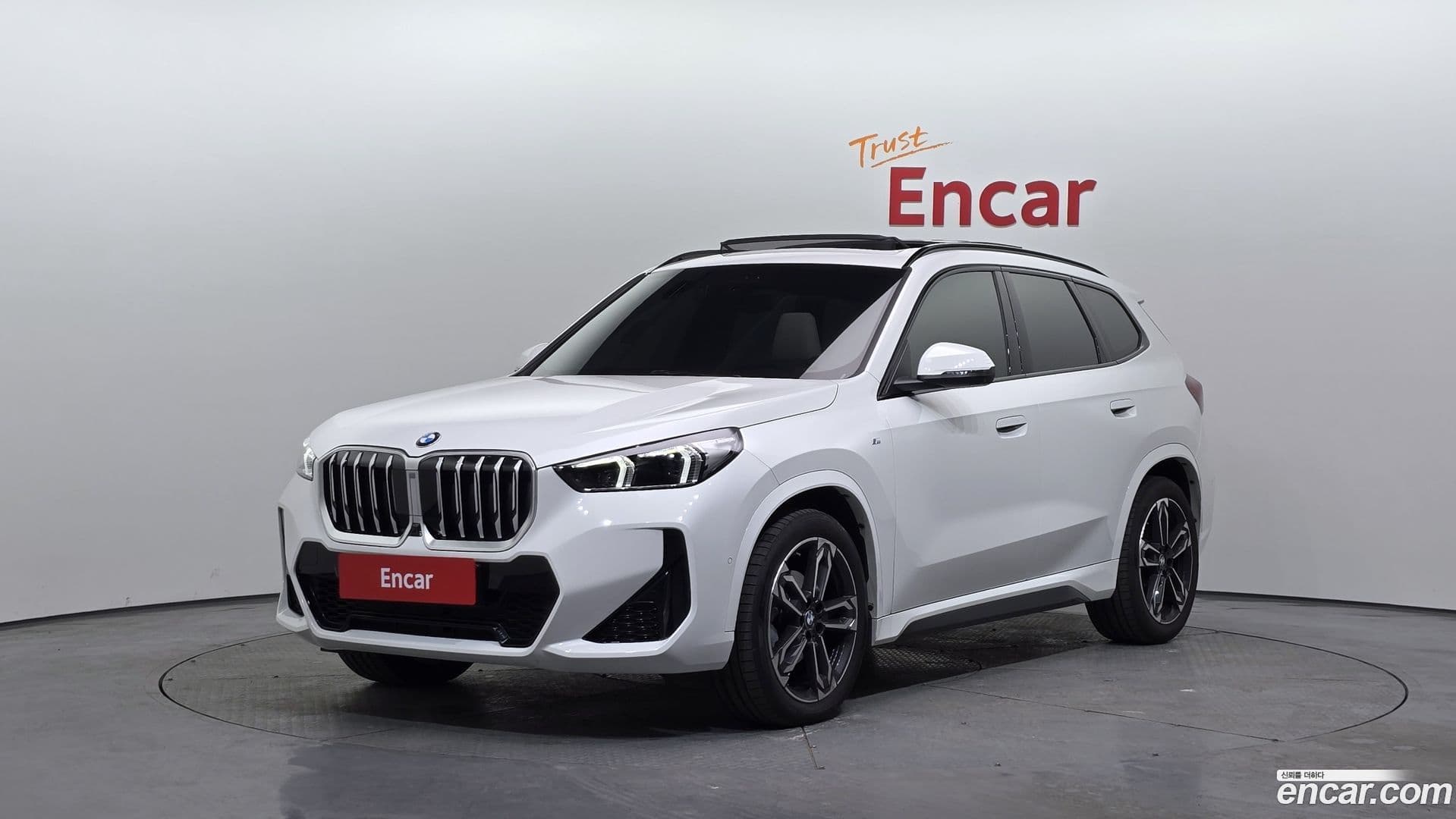 Main__Slider__Photo:X1 BMW 2025.3-0