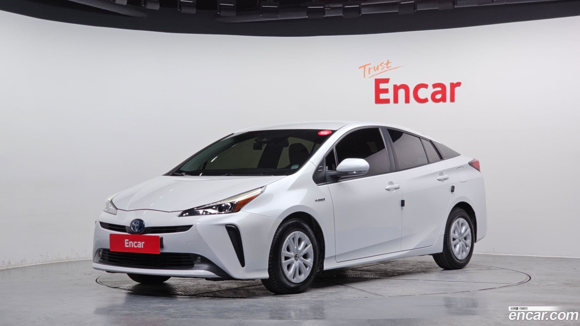 Main__Slider__Photo:Prius Toyota 2021.2-0