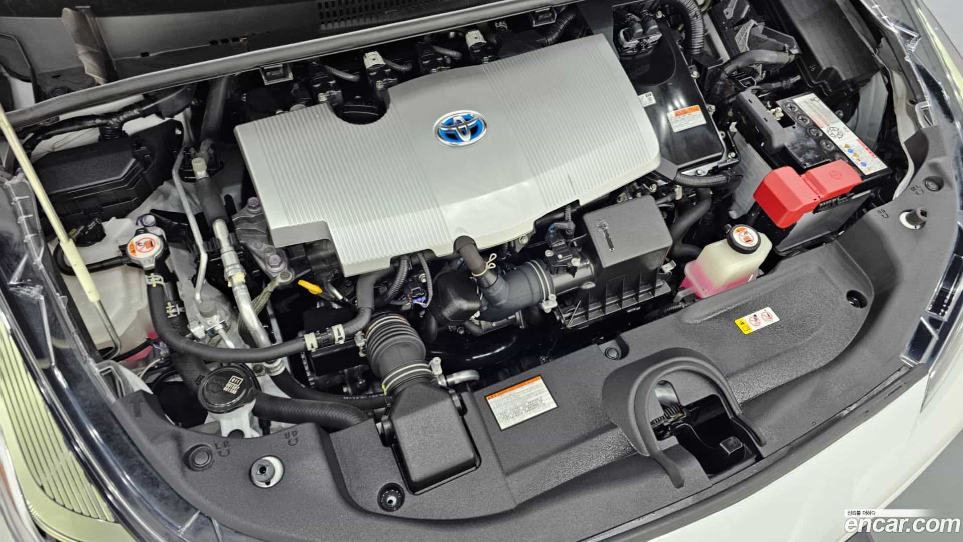 Prius Toyota 2021.2-INNER-006