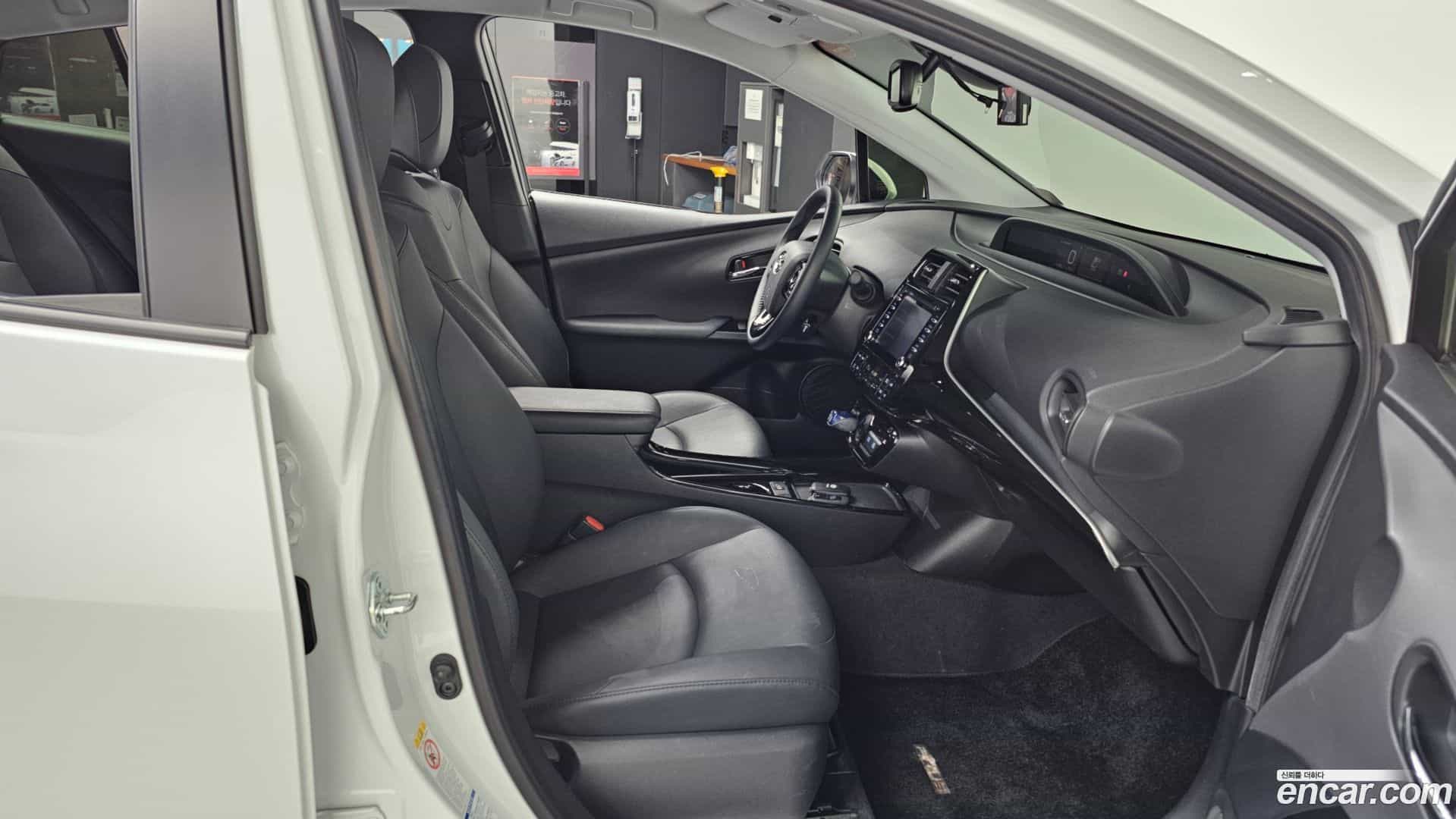 Prius Toyota 2021.2-OPTION-015