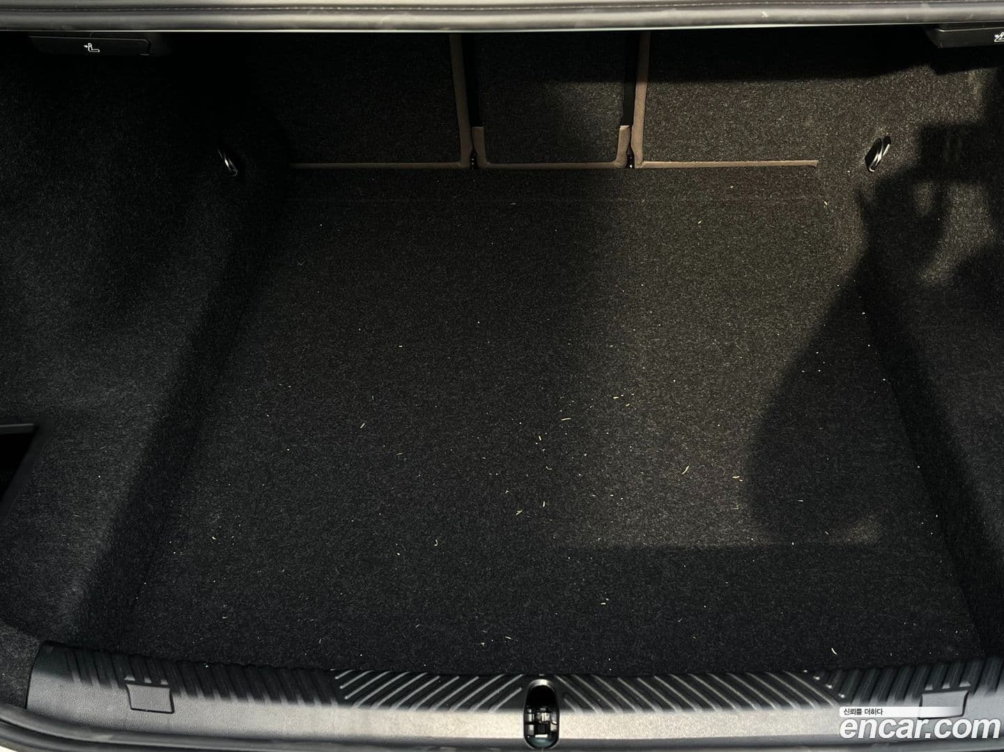 Main__Slider__Photo:5-Series BMW 2023.11-5