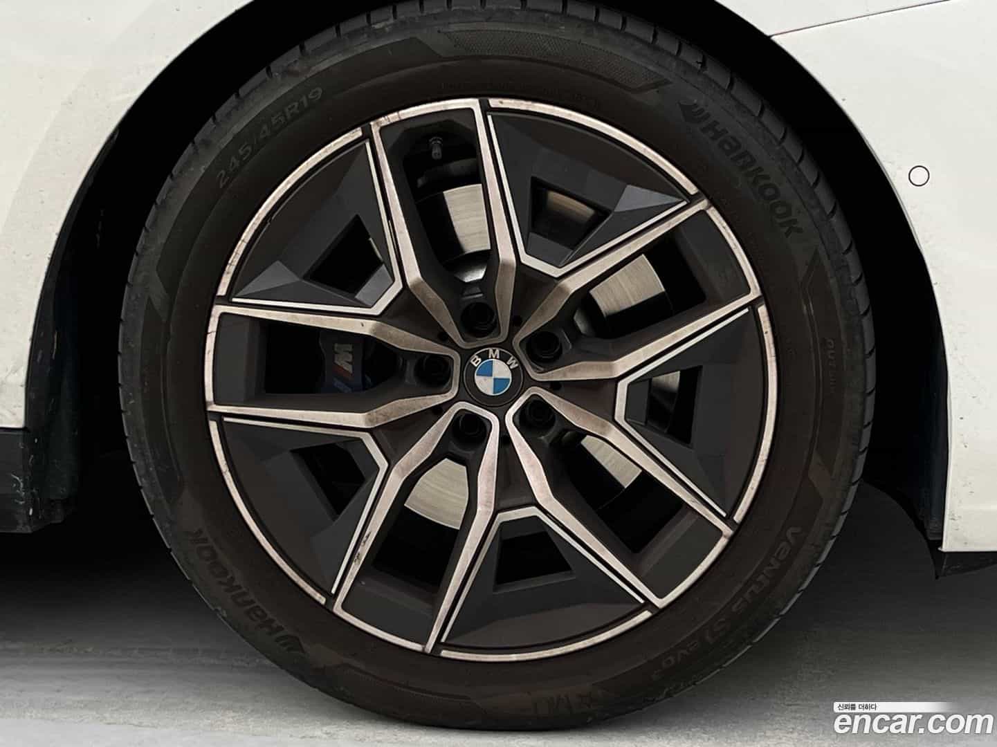 5-Series BMW 2023.11-INNER-007