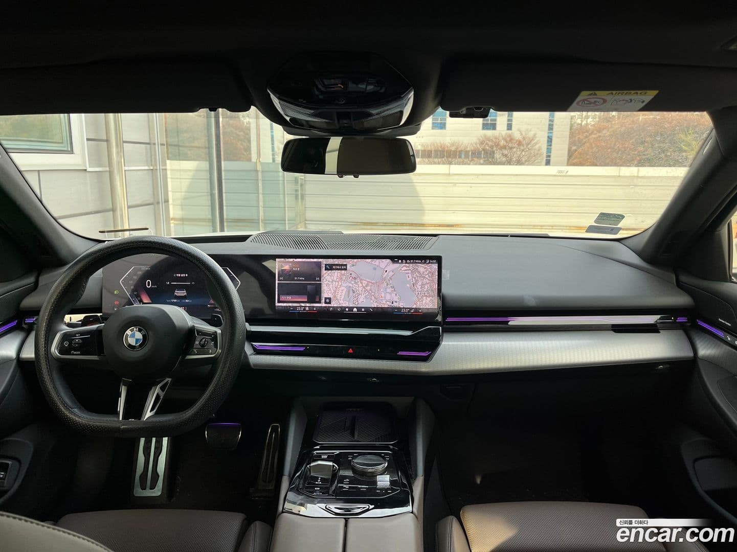 Main__Slider__Photo:5-Series BMW 2023.11-9