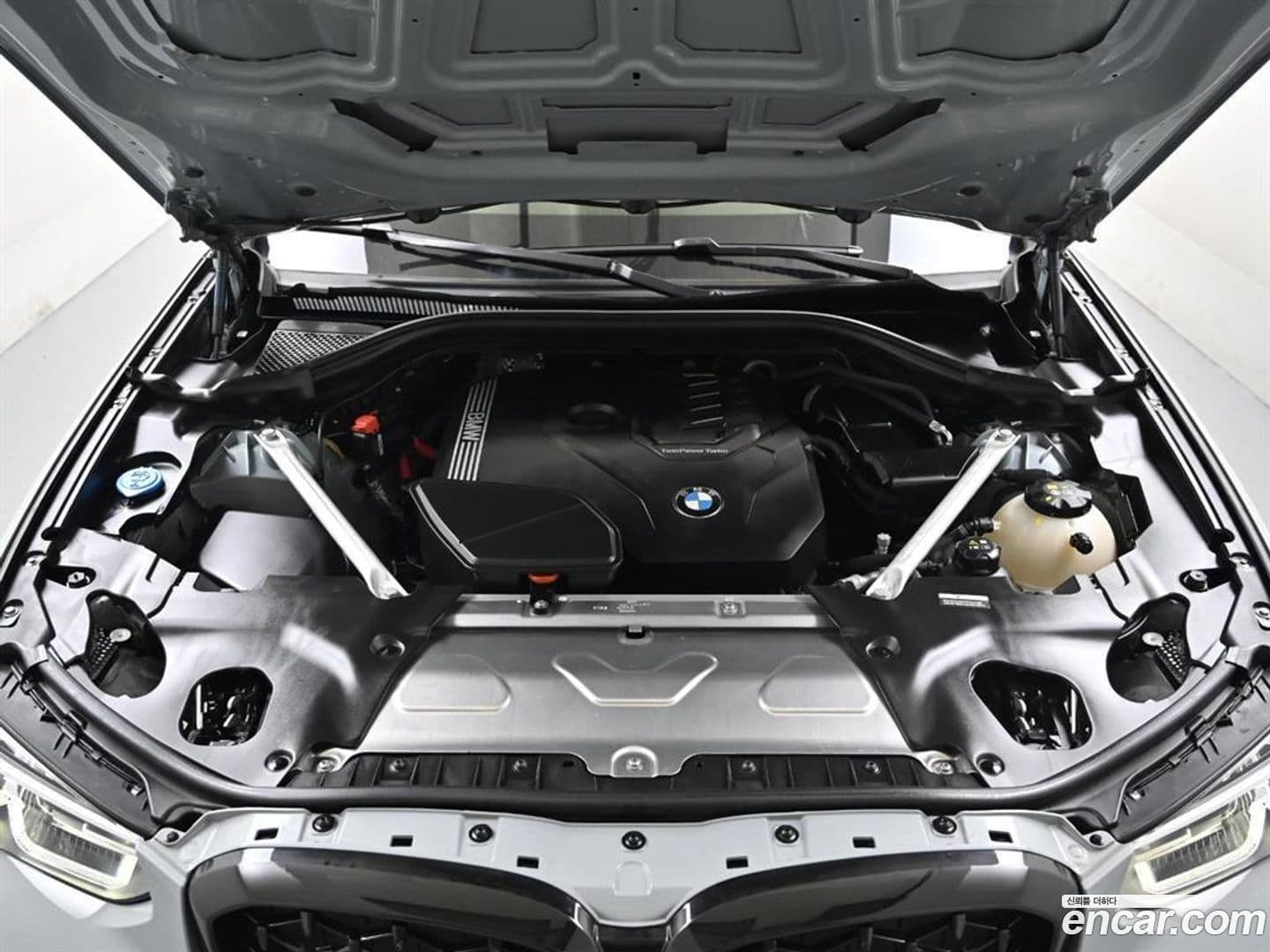 Main__Slider__Photo:X4 BMW 2023.9-5