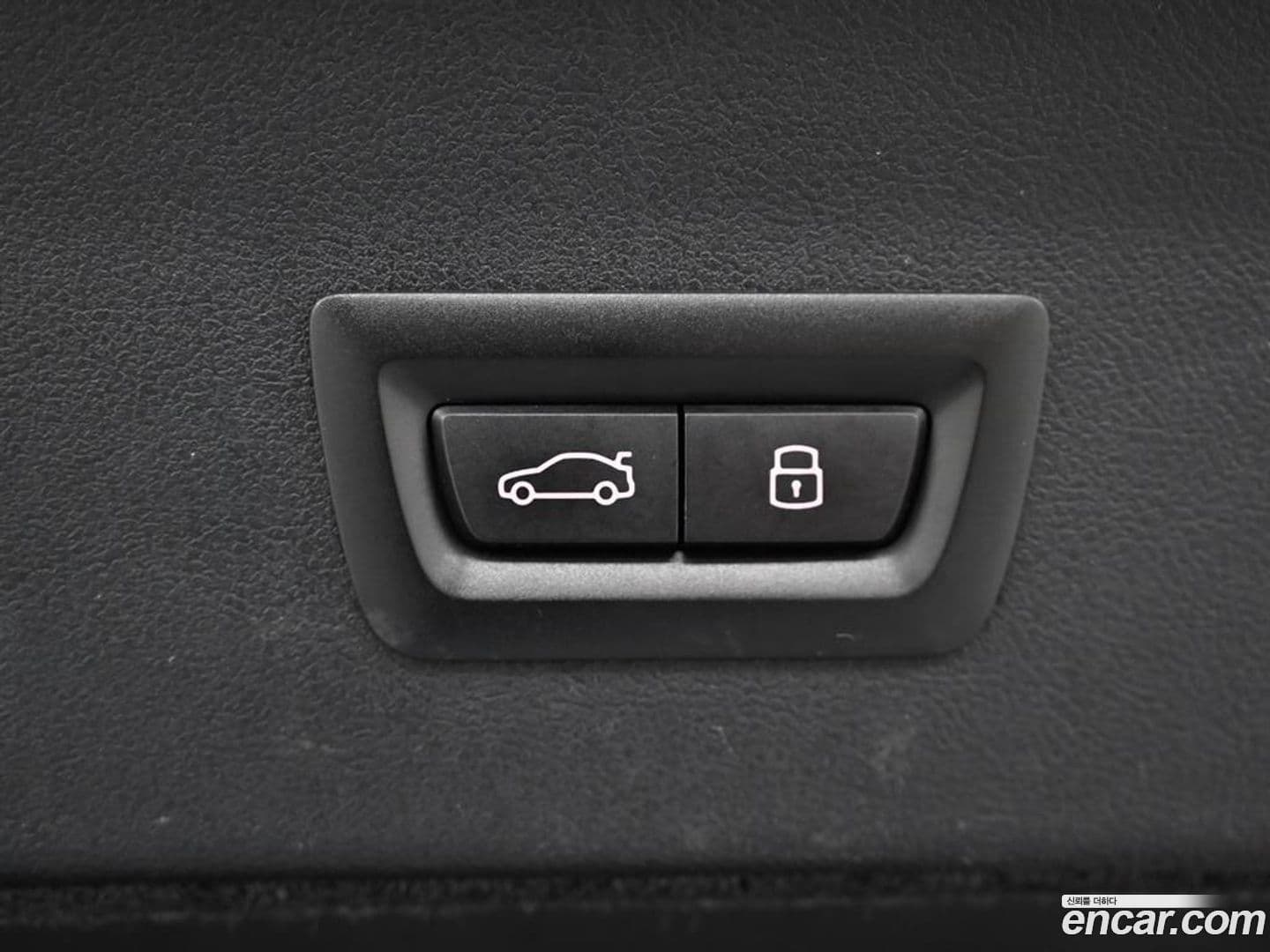 Main__Slider__Photo:X4 BMW 2023.9-19