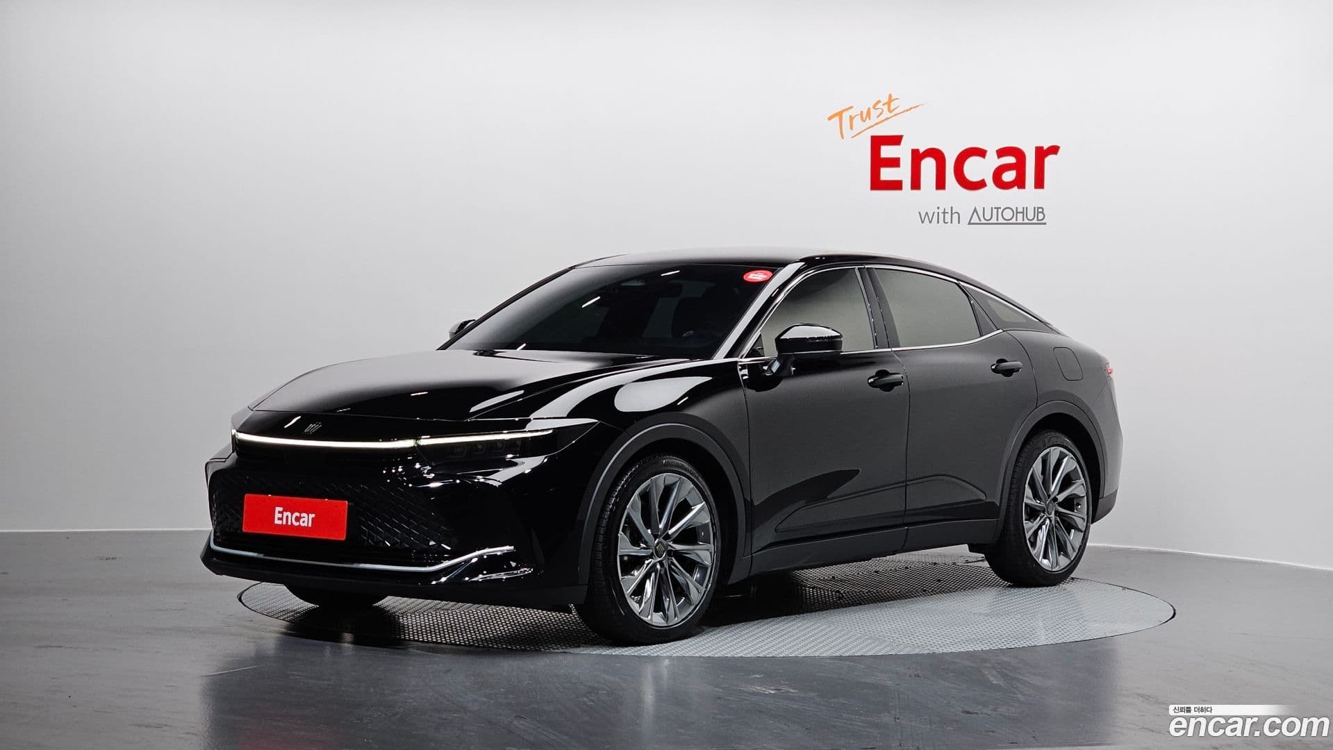 Main__Slider__Photo:Crown Toyota 2023.8-0