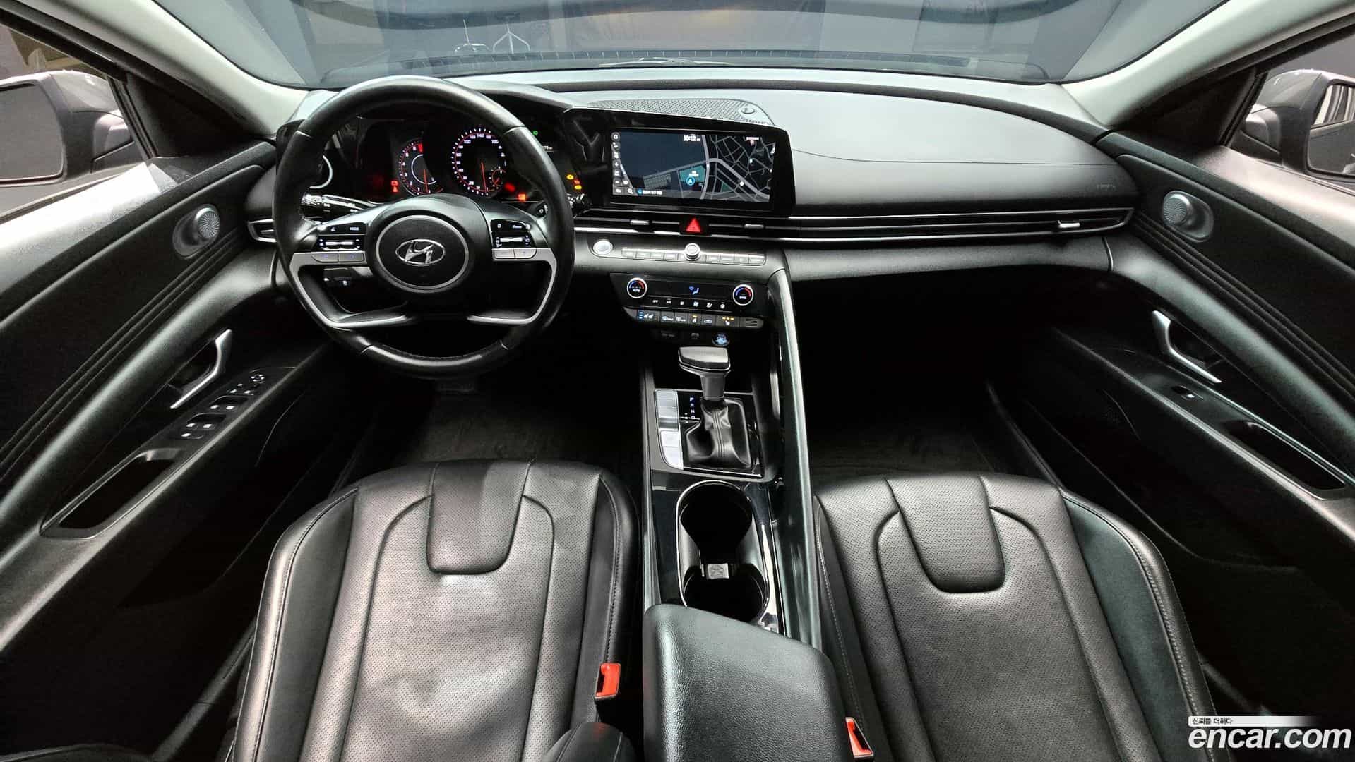 AVANTE Hyundai 2021.11-INNER-007